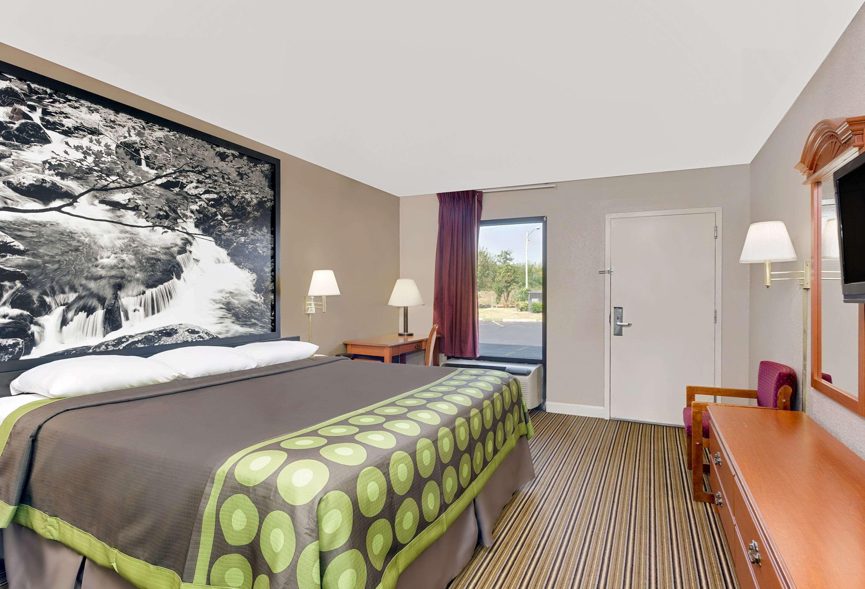 ซูเปอร์ 8 บาย วินด์แฮม เอเธนส์ Motel ภายนอก รูปภาพ
